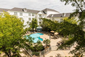 Отель DoubleTree by Hilton Raleigh Durham Airport at Research Triangle Park  Дарем